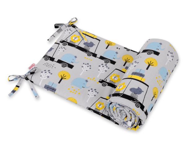 Universal bumper for cot - animals in cars gray
