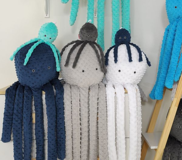 Cuddly octopus big - white - polka dot minky - Image 3