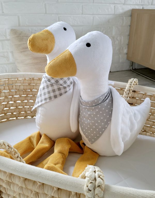 Decorative plush goose with scarf - white - Image 6