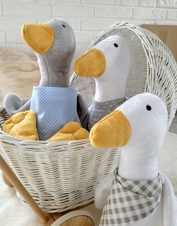 Decorative plush goose with scarf - white - Image 7