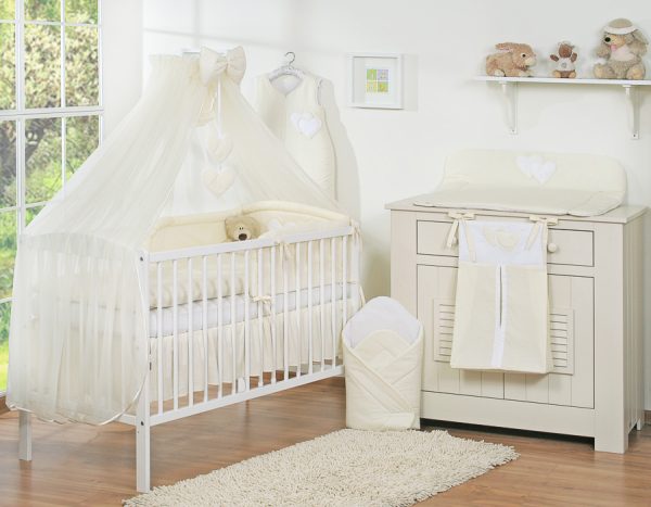 Bedding set 5-pcs with mosquito-net- Hanging Hearts cream
