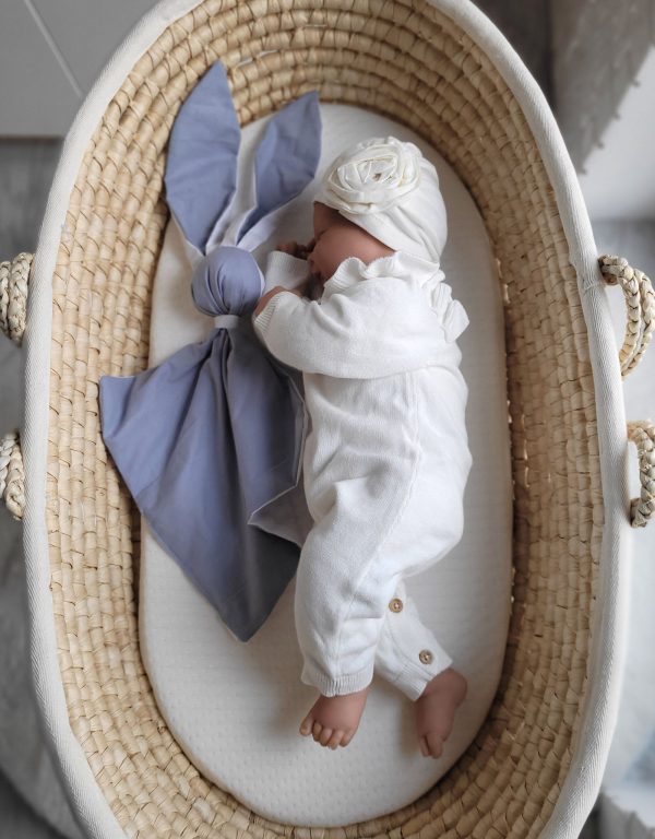 Soft cosy cuddly bunny blanket in cotton - Pastel blue/ white - Image 3