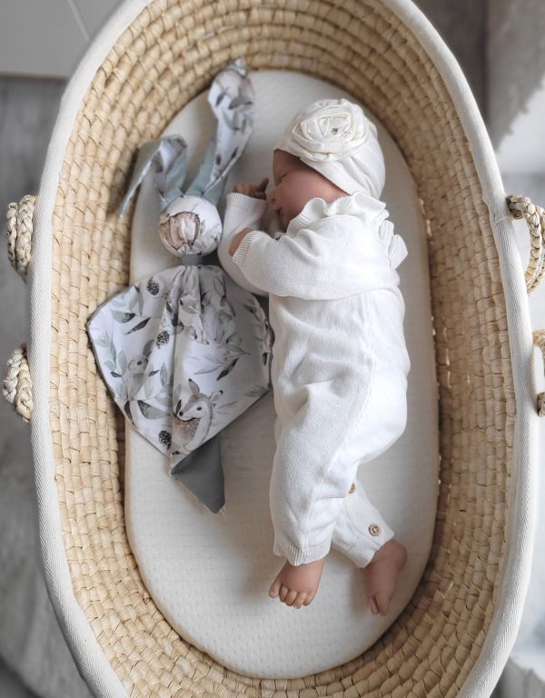 Soft cosy cuddly bunny blanket in cotton - Woodland olive/pastel green - Image 3
