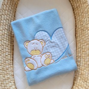 Polar fleece blanket for babies - Milo- Teddy Bear with Heart blue