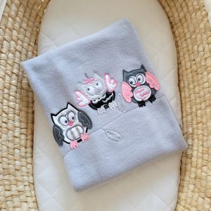 Polar fleece blanket - Owls Bigi Zibi & Adele- grey-pink