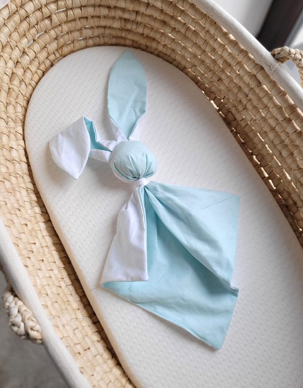 Soft cosy cuddly bunny blanket in cotton - Mint/ white - Image 2