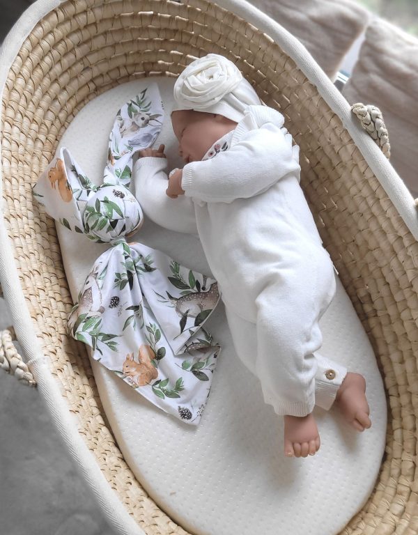 Soft cosy cuddly bunny blanket in cotton - Woodland green - Image 4