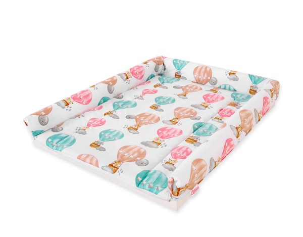 Changing mat for changing table - colorful balloons
