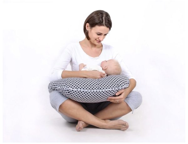 Feeding pillow- Hanging hearts white polka dots on lilac - Image 3